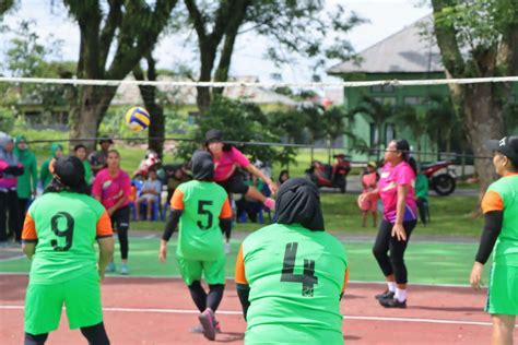 Meriahkan Hut Ke Berbagai Lomba Di Gelar Persit Kck Cabang Xxxi