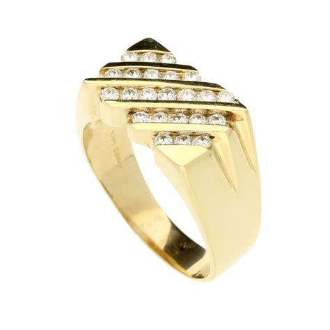 14ct Yellow Gold Gents Diamond Ring 1 00ct Miltons Diamonds