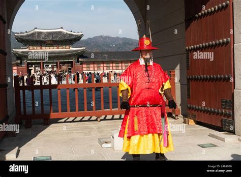 Seoul South Korea November Th Tourists Wearing Traditional