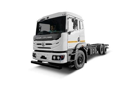 Ashok Leylands 8 Wheeler Truck Promises Better Tco Autocar Professional