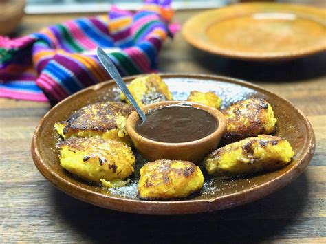 Rellenitos De Platano
