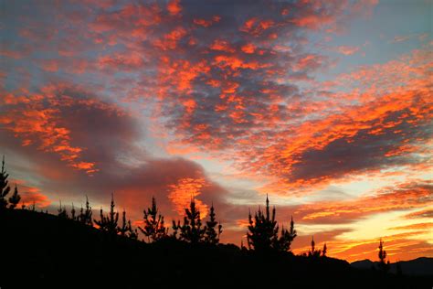 Amanecer Nubes Y Colores En Durangaldea Eitb Eus Flickr