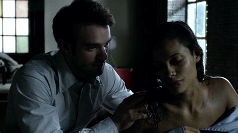 Naked Rosario Dawson In Daredevil
