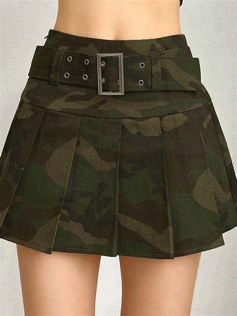 Emmiol Free Shipping 2023 Buckle Belt Camo Pleated Mini Skirt Green S