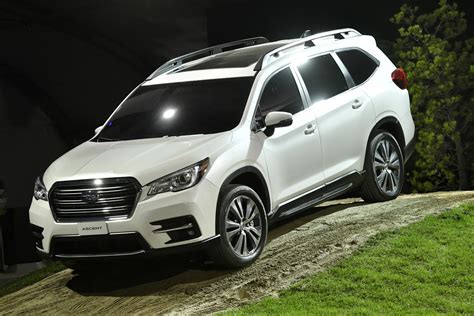 Subaru Ascent 2018 008 Red Live