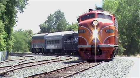 Southern Pacific 6051 And Western Pacific 913 California State