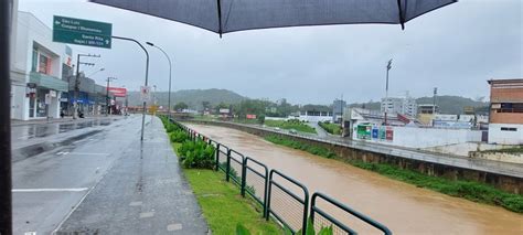 Chuva Acima Da M Dia E Frio Tardio Marcam O Outubro Dos Brusquenses