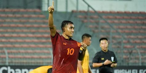 Siapa Bisa Kejar Teerasil Dangda Dalam Perburuan Gelar Top Skor Piala