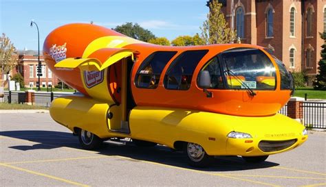 The Wienermobile comes to town | The Gustavian Weekly | The Gustavian ...