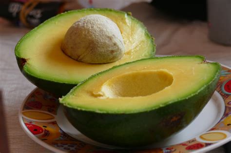 How To Keep Yourself Safe From Avocado Hand