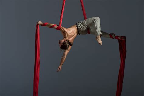 What Are Aerial Silks And What Training Should You Follow To Improve In This Sport