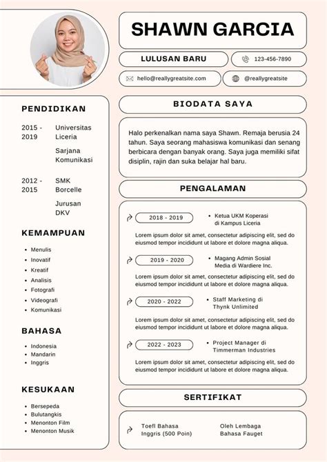 Krem Profesional Cv Kerja Lulusan Baru Resume Templates By Canva En