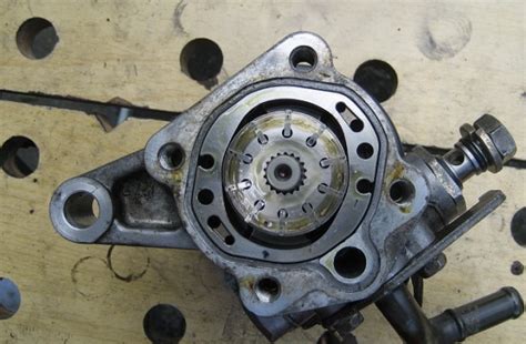 Pompa Power Steering Rusak Kenali Dulu Penyebabnya