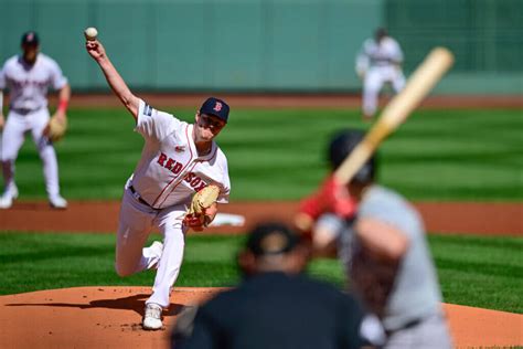 Richard Fitts Debuts Bobby Dalbec Dfad And Red Sox Bullpen Implodes