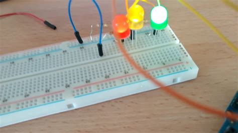 Encender 3 Leds Con Arduino Youtube