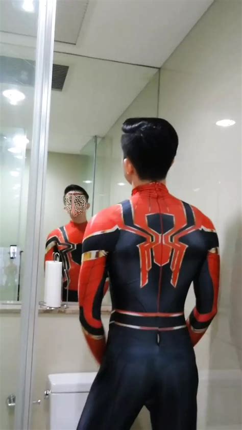 Gay Chinese Muscle Dressed Superman Solo In Tolet Sucks Cock XHamster
