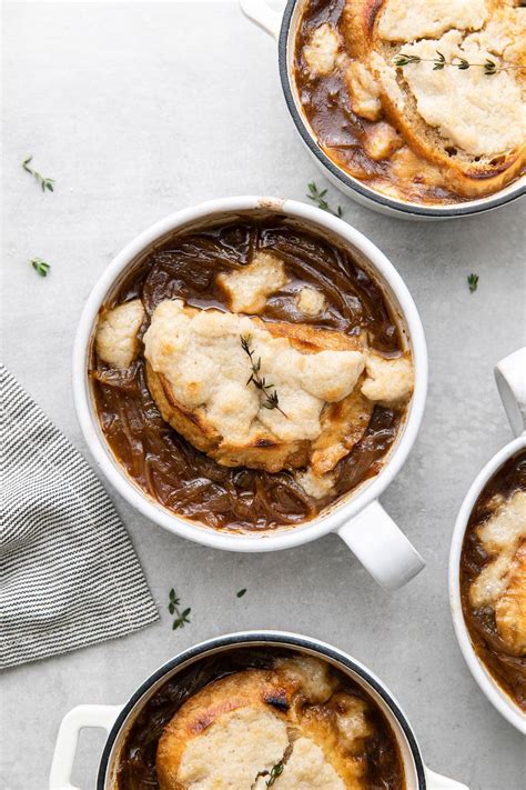 Vegan French Onion Soup Easy Recipe The Simple Veganista