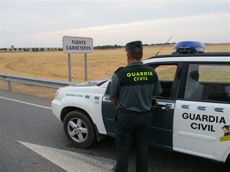 La Guardia Civil Ha Detenido En Fuente Palmera A Cinco Personas Como