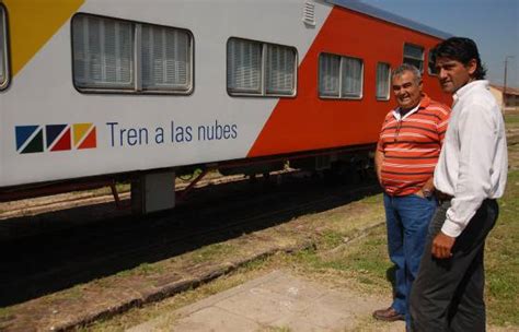 Álbum de Fotos Supervisaron el alistamiento anual del Tren a las Nubes