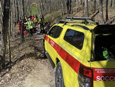 Doppio Intervento Del Soccorso Alpino Feriti Due Escursionisti