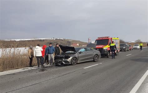 Accident pe drumul Cluj Oradea Două autospeciale cu modul de