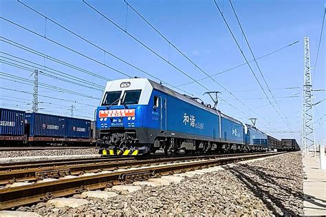 China Railway On Twitter Crnews The World S Longest Heavy Haul