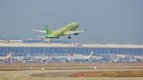 C919第六架试飞机完成首次飞行 国产大客机开启“6机4地”大强度试飞阶段科创新民网