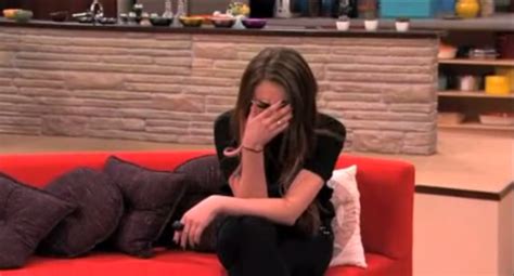 Jade Dumps Beck Victorious Wiki Fandom Powered By Wikia