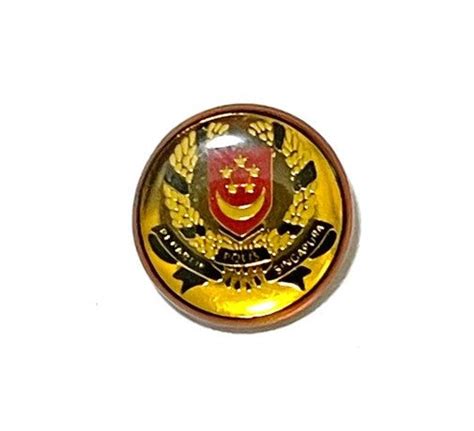 Police Pin badge Collectable — G MILITARY