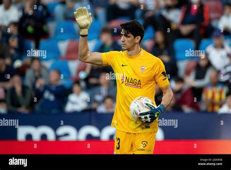 Bono Of Sevilla Fc Hi Res Stock Photography And Images Alamy