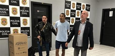 Guaruj Pol Cia Prende Irm O De Suspeito De Matar Pm Da Rota