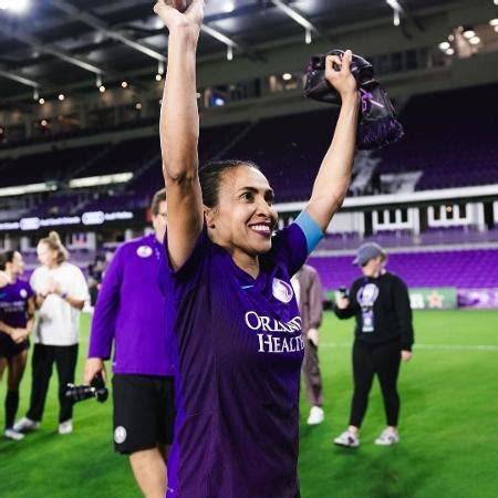 Marta marca golaço e salva Orlando Pride de derrota na NWSL