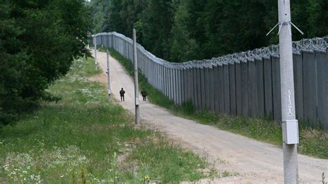 Prokuratura wydała komunikat w sprawie zatrzymania żołnierzy na granicy