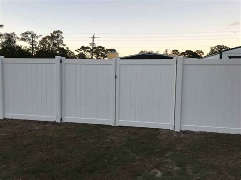 How To Brace A Vinyl Fence Against Wind Storables