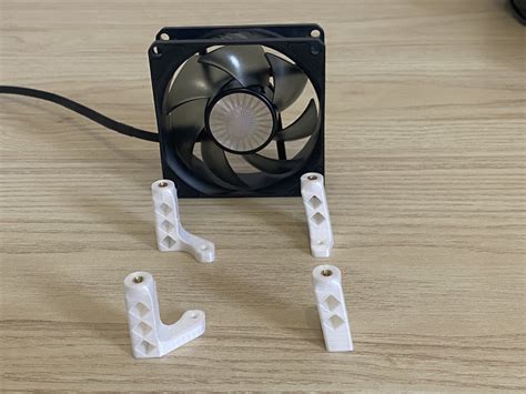 Free Stl File Raspberry Pi 4 80mm Fan Holder・3d Printer Design To