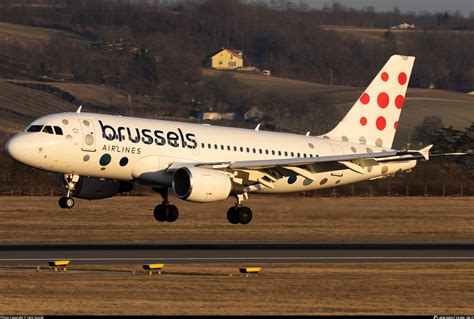 OO SSS Brussels Airlines Airbus A319 111 Photo By Felix Sourek ID