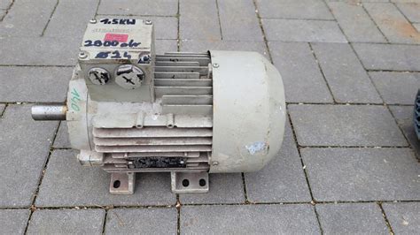 Silnik elektryczny SIEMENS 1 5KW 2800 2900 obrotów 10033993567