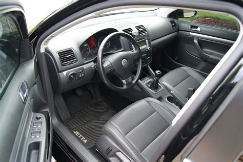 Volkswagen Jetta Interior Pictures Cargurus