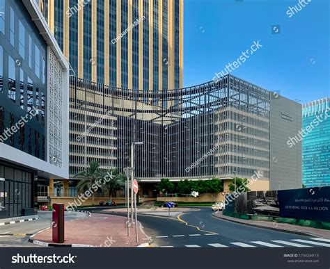 Dubai Uae 17052020 Marina Plaza Building Stock Photo 1734334115