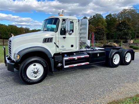 2014 Diesel Mack Granite Gu713 Trucks And Trailers