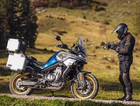 Motorrad Vergleich Suzuki V Strom Xt Vs Cfmoto Mt