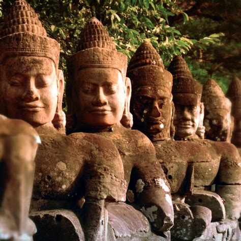 Angkor Wat statues - Travel Off Path