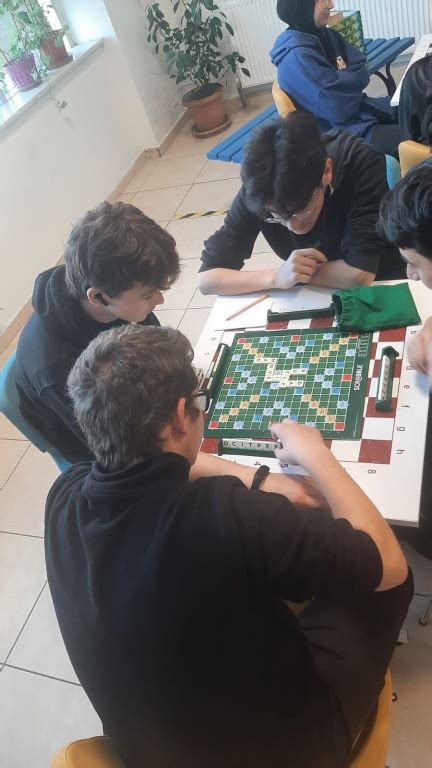 Karne Ncesi Sosyal Faaliyetler Scrabble Ve Masa Tenisi Turnuvas Ile