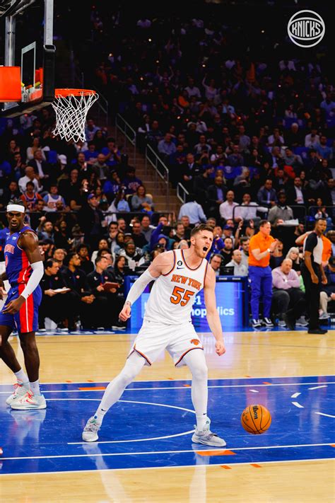 Knicks on the Court: October 21 vs. Pistons Photo Gallery | NBA.com