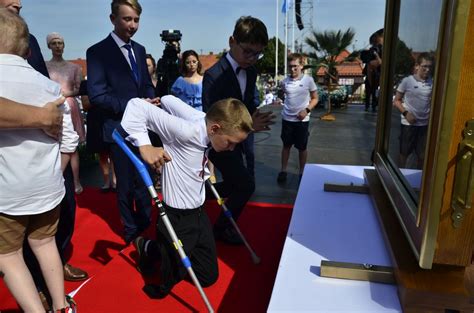 Koronacja obrazu Matki Bożej z Dzieciątkiem w Smolicach Archidiecezja