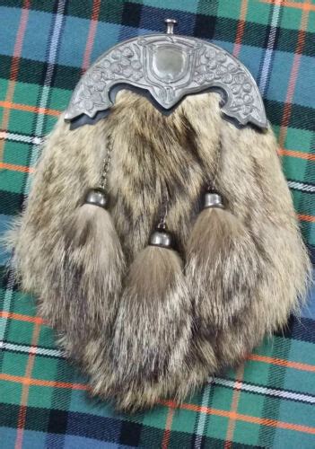 Full Dress Kilt Sporran Fox Fur Shamrock Cantle Antique Finish Scottish