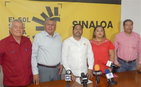 Critica Prd La Desbandada De Priistas En Sinaloa