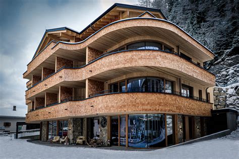 dormakaba I From a cozy inn to a highly secure lifestyle hotel