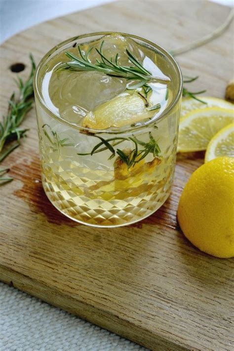 21 Best Gin Cocktails You Must Try