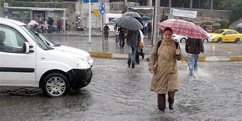 Akdeniz Den Ya Geliyor Hava S Cakl Derece Azalacak